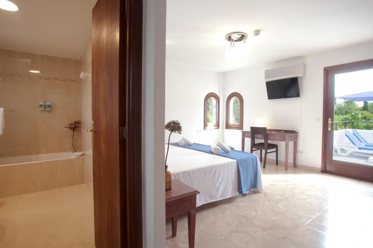 Apartamentos Cala Murada Tennis Eksteriør billede