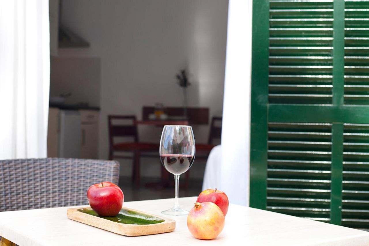 Apartamentos Cala Murada Tennis Eksteriør billede