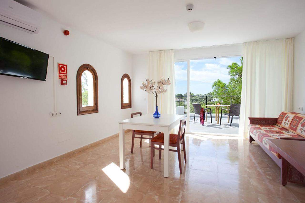 Apartamentos Cala Murada Tennis Eksteriør billede