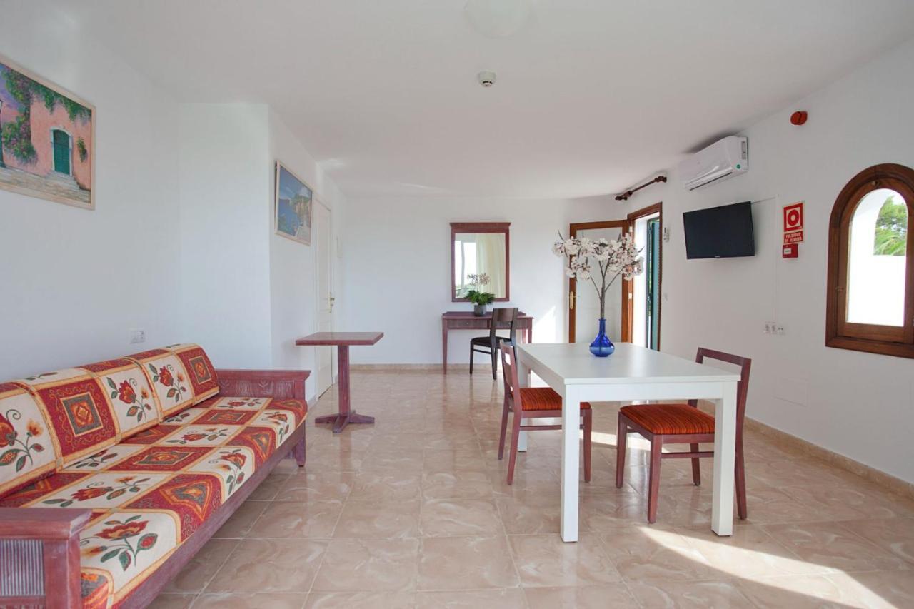 Apartamentos Cala Murada Tennis Eksteriør billede